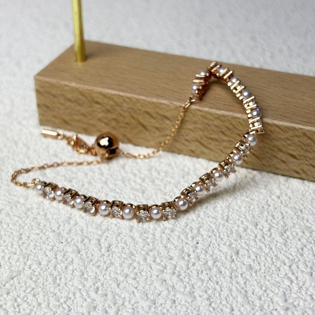 Heart Necklace Women's High Jewelry Set Luxury Pearl Necklace Earrings Ring Bracelet Suitable for Wedding Gifts