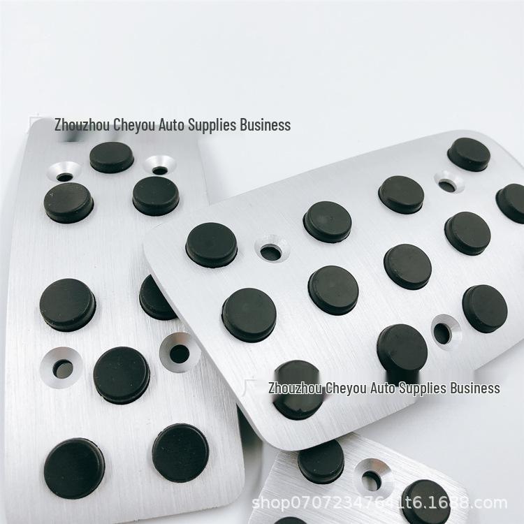 

Нескользящие перфорированные педали газа и тормоза для Jeep Grand Cherokee