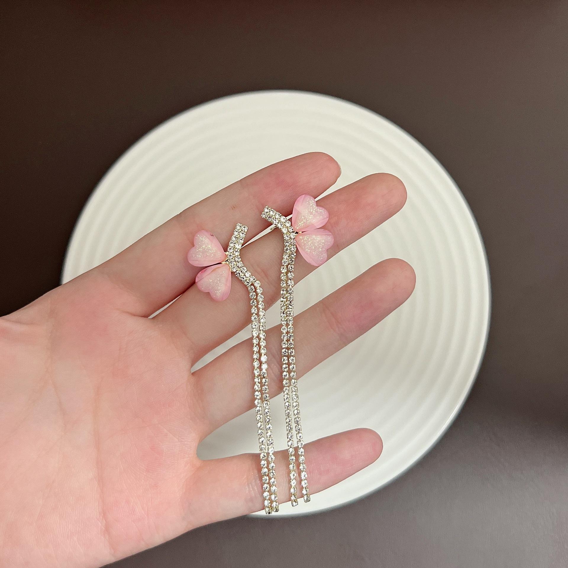 French Style Elegant Cat s Eye Stone Heart Shaped Full Diamond Chain Tassel Earrings Fashion Trendy Luxury Unique Temperament Pendant Earrings золотой