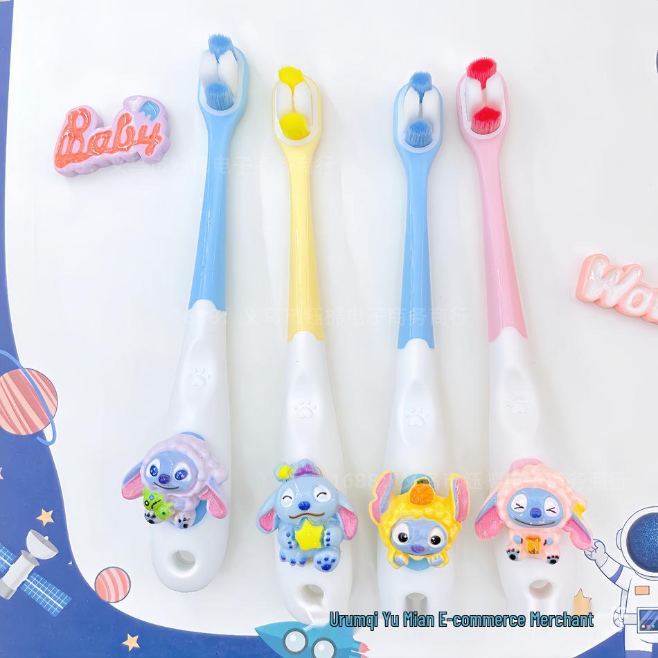 Cepillo de dientes infantil con forma de Stitch para edades de 3 a 12 años, Cerdas suaves, Protección avanzada de encías y dientes, Cabeza pequeña.