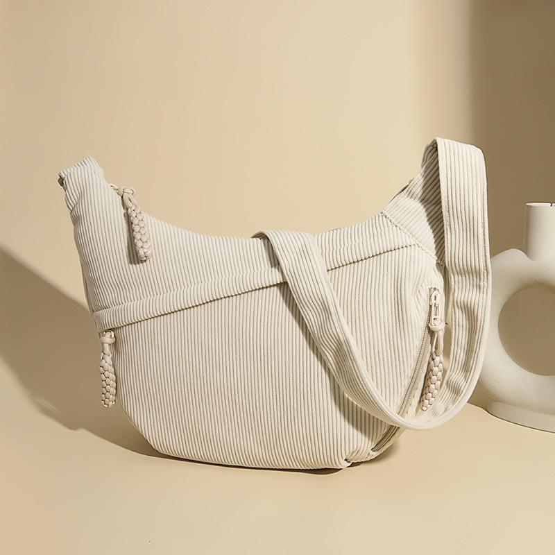 Corduroy cloth bag women's large-capacity dumpling bag new versatile college student class shoulder messenger bag