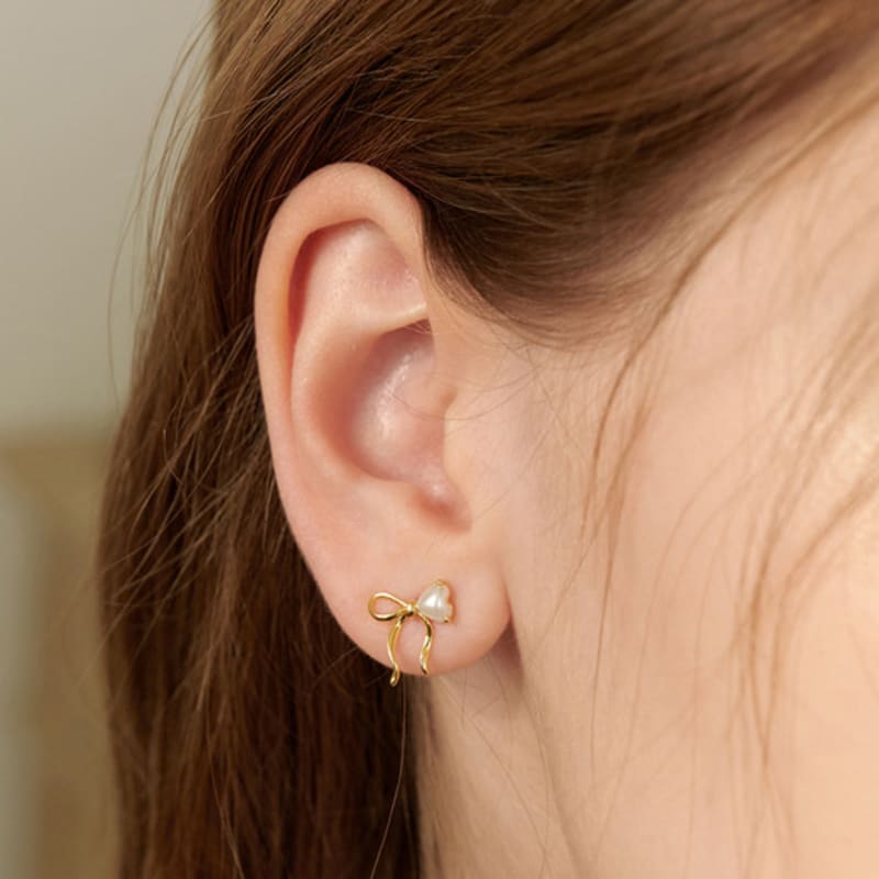 TATIANA (925 Silver) One-Side Heart Ribbon Earrings EC3086