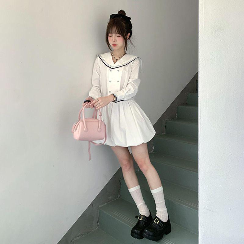 Women's White Retro French Navy Collar Long Sleeve Dress with Slimming Waist-Cinched Short Skirt for Autumn 2026.