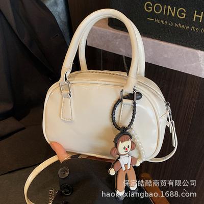 Premium-Sinn-Nischen-Tasche Damen 2025 neue Frühjahrs- und Sommer-Mode lässige Schulter-Umhängetasche tragbare Bowling-Tasche