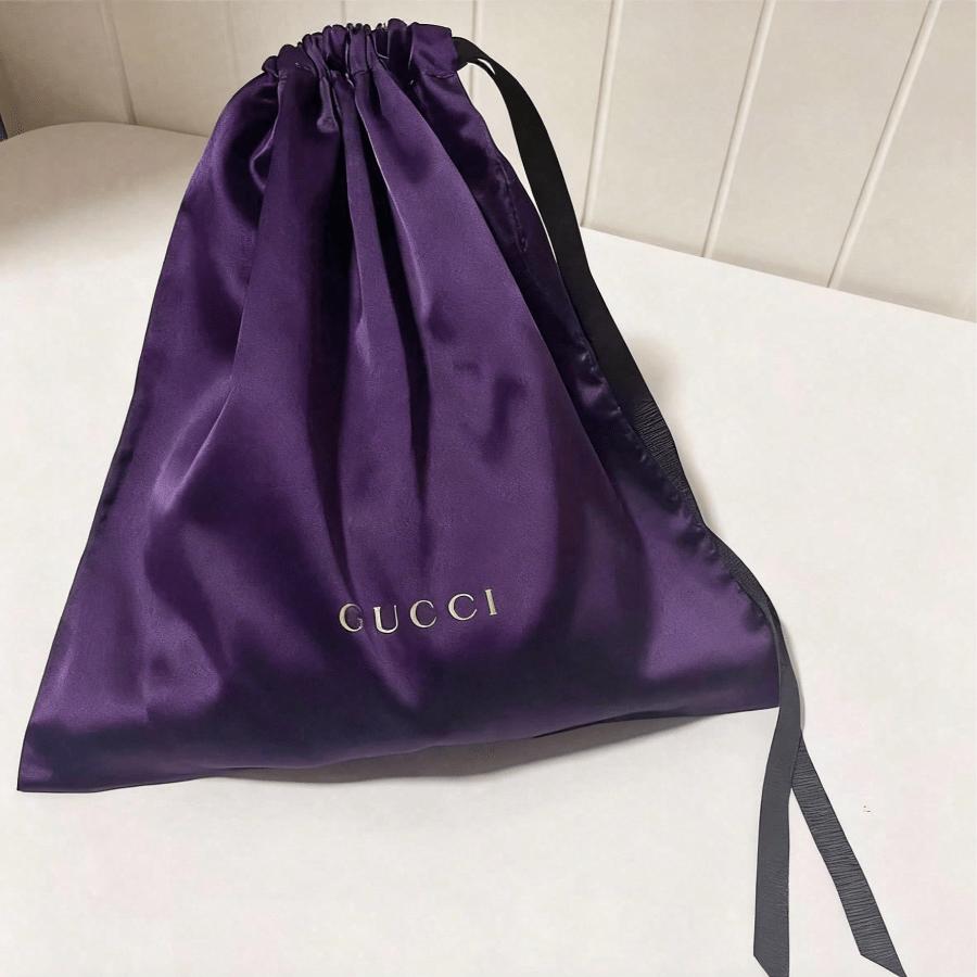 Ladies' Makeup Storage Bag, Made of Purple Silk Fabric, Equipped with a Drawstring Closure, for Storing Cosmetics and Samples.