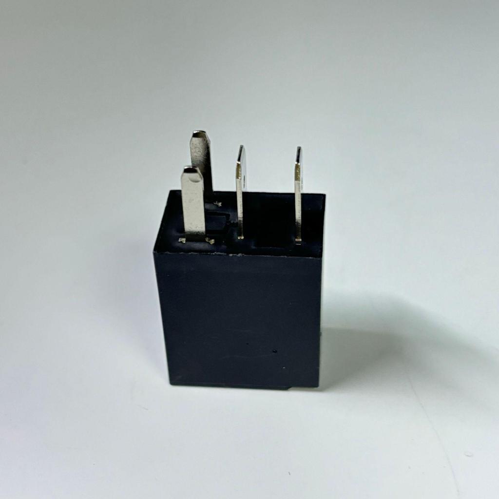 8T2T14B192AA Relay / 4P for Ford Mondeo '13, Kuga, Escort Model Accessories