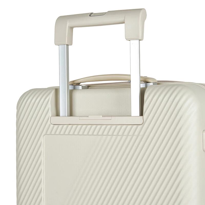 Samsonite Expandable 20-inch Spinner Suitcase