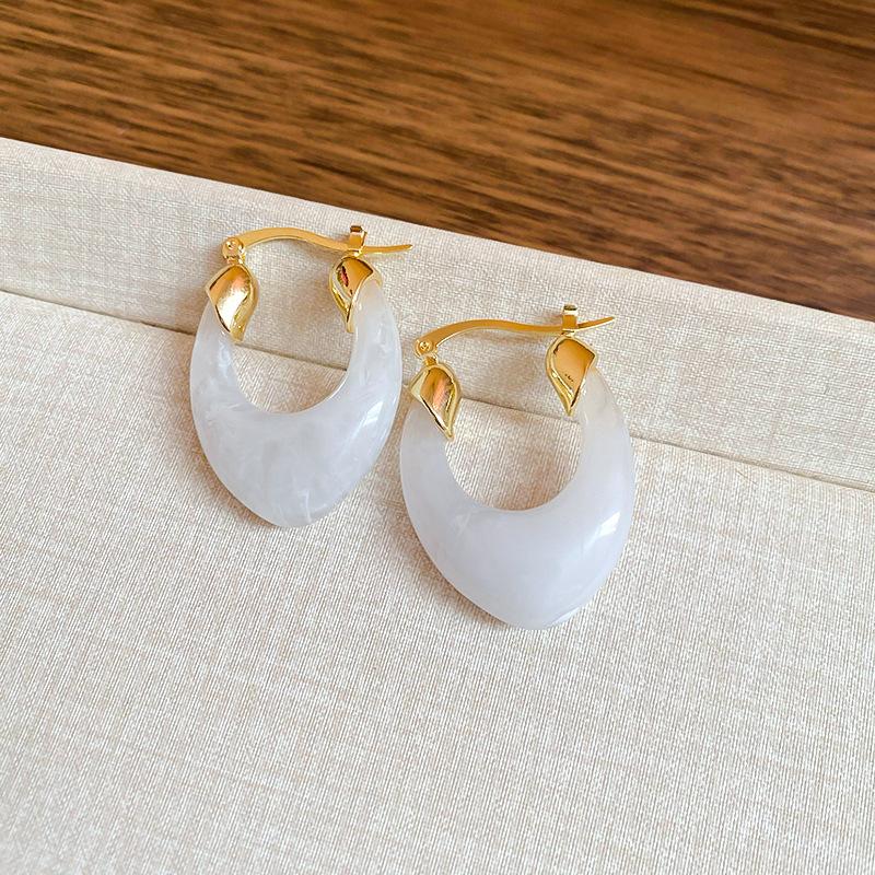Retro Oval Resin U-shaped Ear Buckle Design Fashion Hoop Earrings Light Luxury Temperament  Accessories for Women