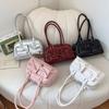 Trendy Bag, Women's Fashionable Travel Bag, Niche, Simple and Casual Single-shoulder Bag