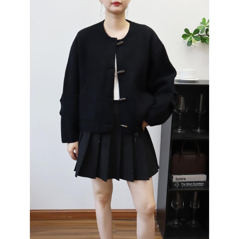 Autumn and winter new horn buckle casual loose versatile knitted double-sided cardigan fashion sweater jacket women