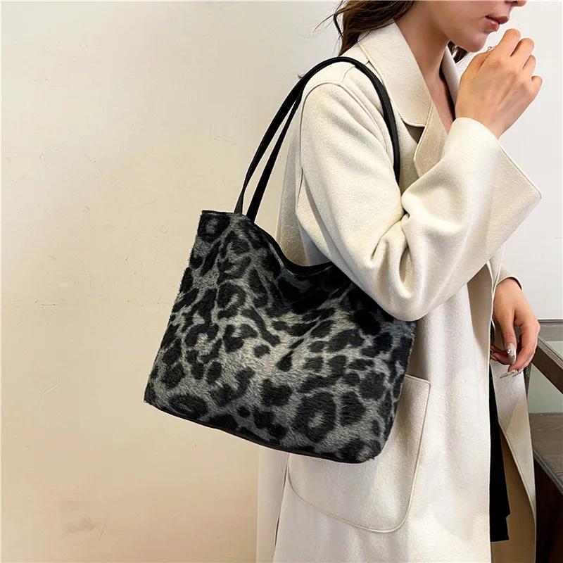 Fashionable Retro Women Tote Bags Versatile Leopard Print Crossbody Bag for Women Purse and Handbags Shopping Bags