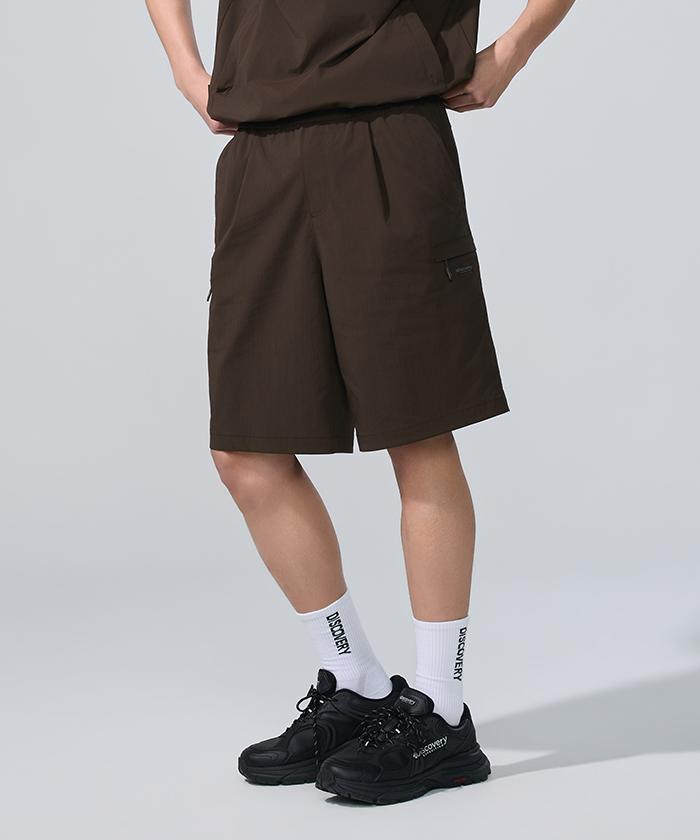 DISCOVERY EXPEDITION Uni Freshvent Lightweight Woven Training Cargo Knee-Length Shorts (Brown)