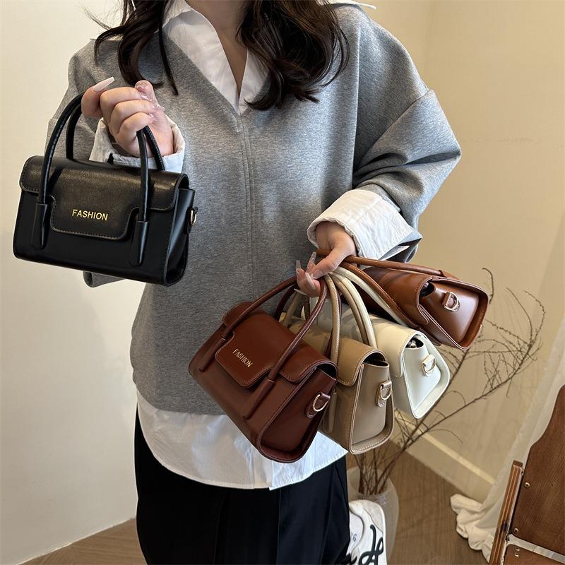 Summer New Fashion Simple Design Popular Solid Color Casual Shoulder Crossbody Portable Small Square Bag