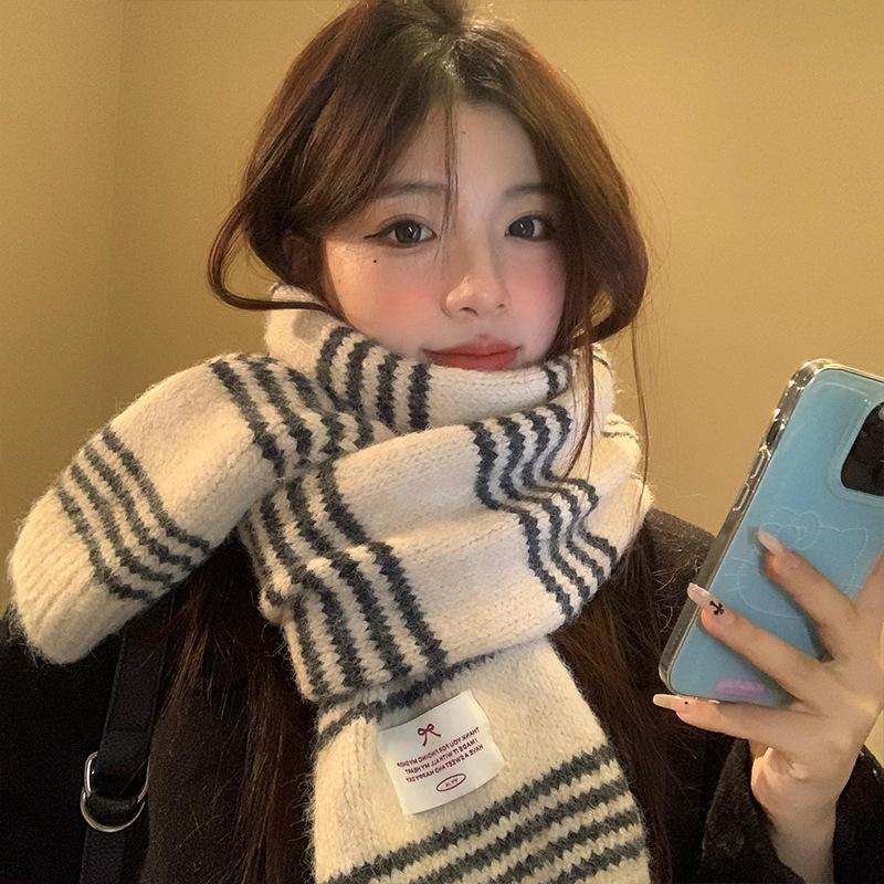 Korean High End Striped Wool Scarf for Women in Winter New Warm and Cold Proof Neck Shawl Knitted Scarf