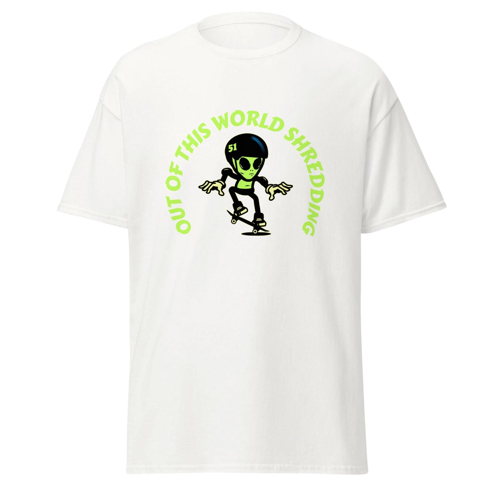 Out Of This World Shredding Mens Classic Tee Alien Skateboarding Graphic L