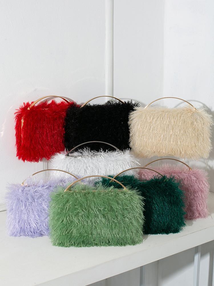 Borsa invernale in peluche da donna portatile con nappe e chiusura a lucchetto per uscite serali
