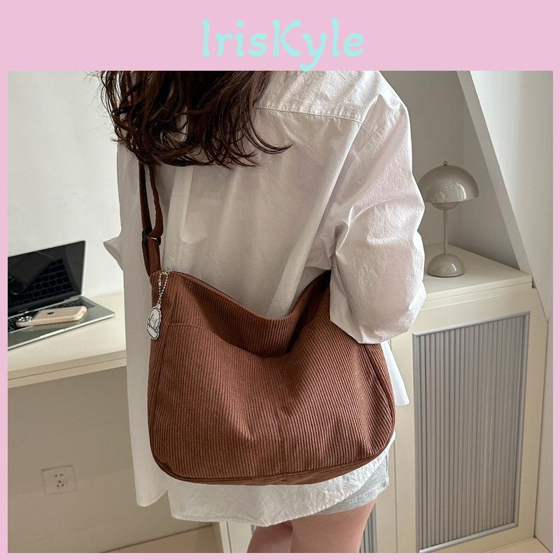 Spring Collection Trendy Canvas Shoulder Bag For Women With Soft Structure