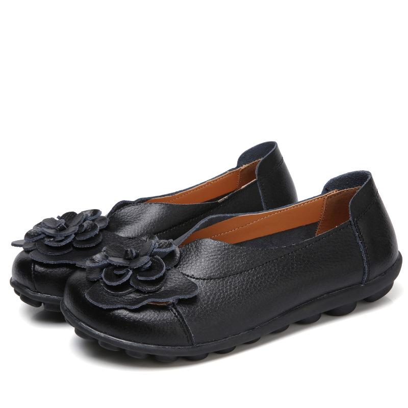 Women's Leather Flower Decorated Slip-on Flat Shoes Comfortable Casual Walking Shoes