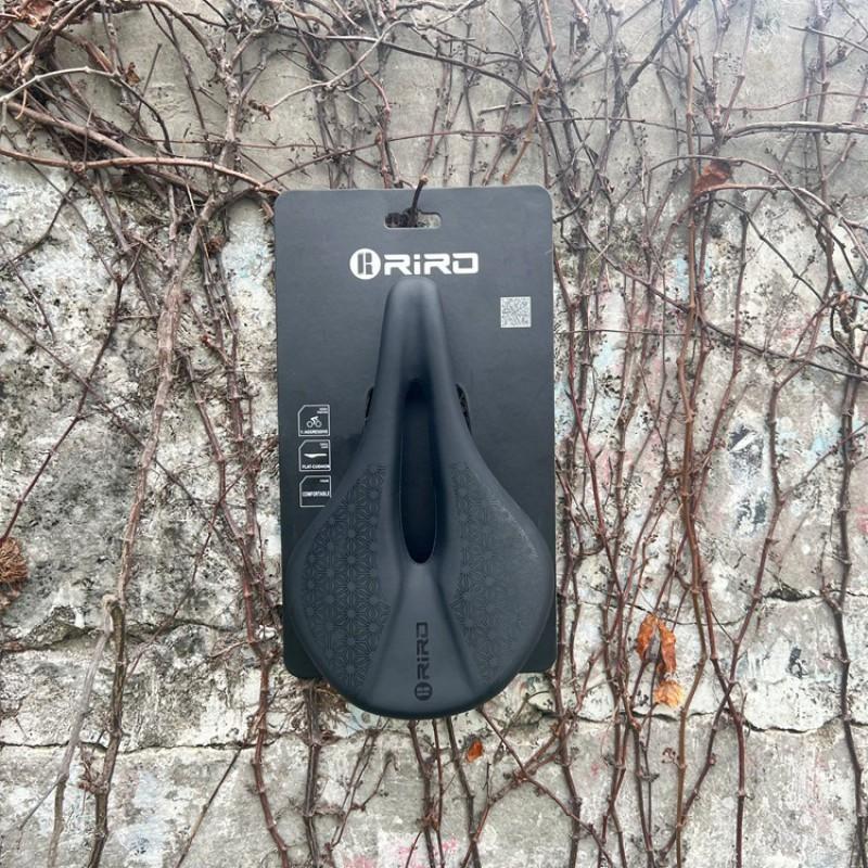 Ultra-Light Carbon Fiber Bicycle Saddle Short Nose Wide Design Road Mountain Bikes