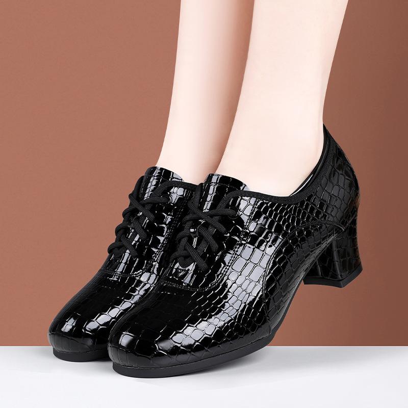 

5,5 см Винтажные Дышащие Удобные Яркие Кожаные Туфли Оксфорды 2025 Весна Средний Блочный Каблук Туфли для Офиса Танцев Мамы 38