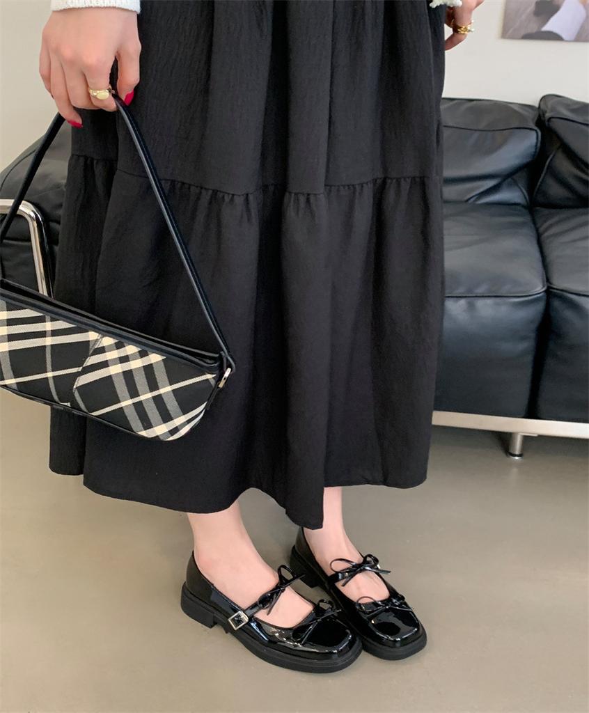 Fashion cute retro bow round head platform small leather shoes women's 2025 new spring and summer with skirt Mary Jane shoes