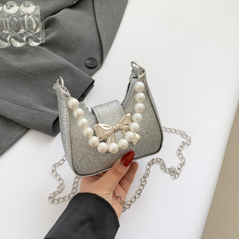 

Foreign style small bag women s 2024 new summer leisure chain messenger bag single shoulder underarm personalized beautiful new moon bag срібний