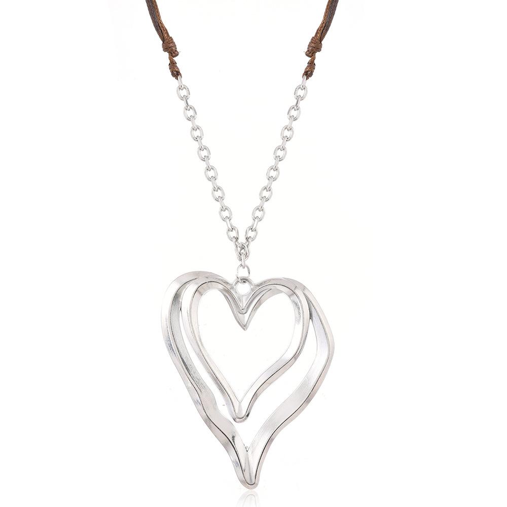 Fashion Exaggerated Big  Heart Pendant Necklace for Women Long Sweater Necklace Female Jewelry