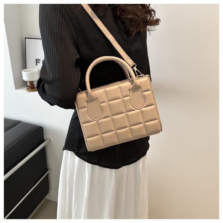 New Fashion Faux Leather Square Shoulder Bag for Women Korean Style Handbag Crossbody Purse
