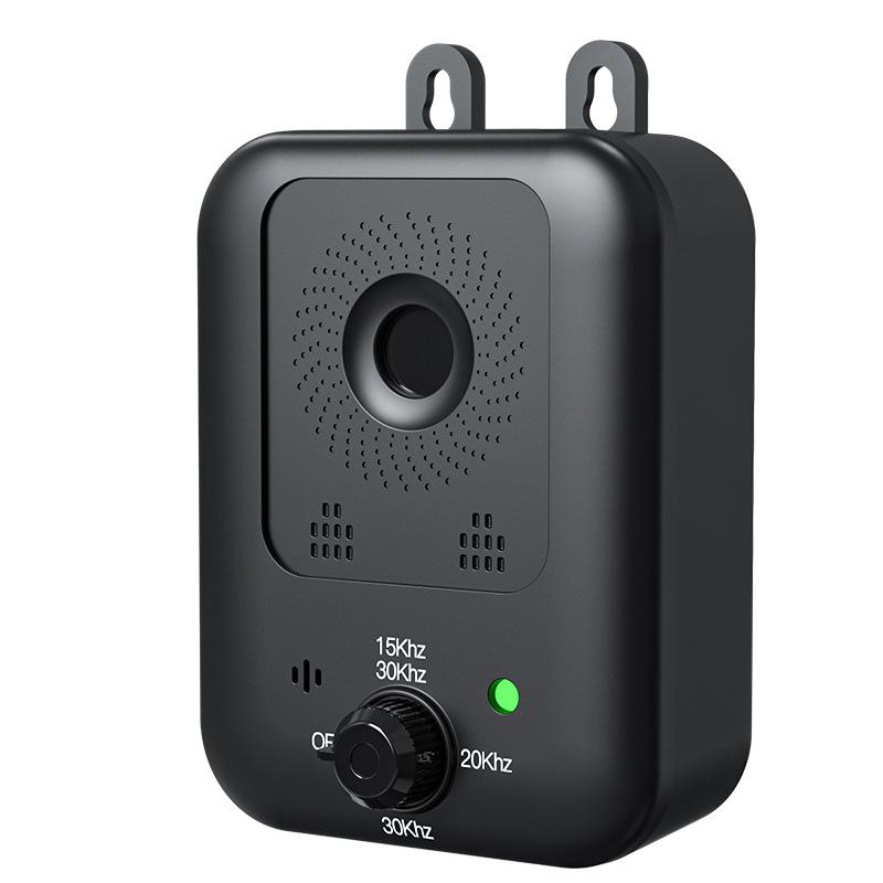 Ultrasonic Electronic Intelligent Dog Repellent Portable Outdoor Anti Dog Bite High-power Anti Barking Device Pet Supplies