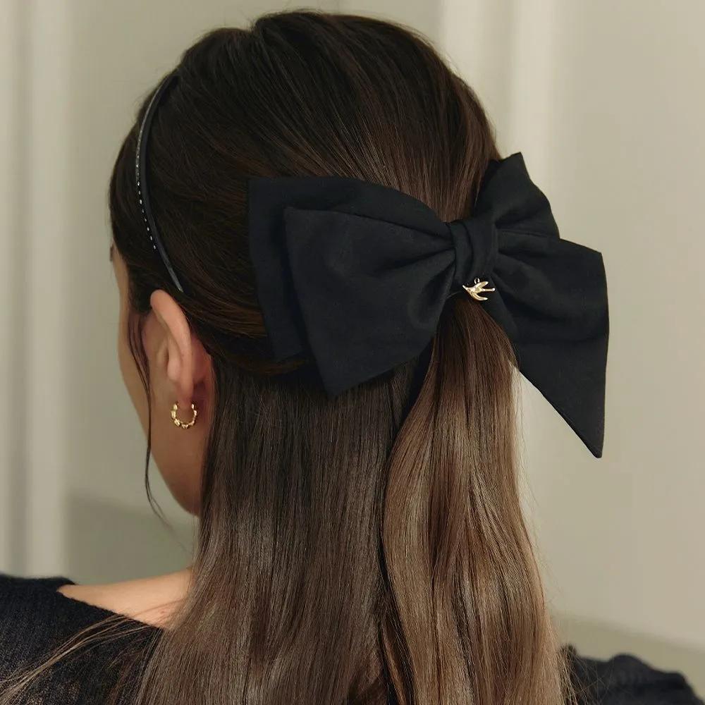 Colombe d Or Asymmetrical Ribbon Tail Hairpin Black HL1H63101BKXXX