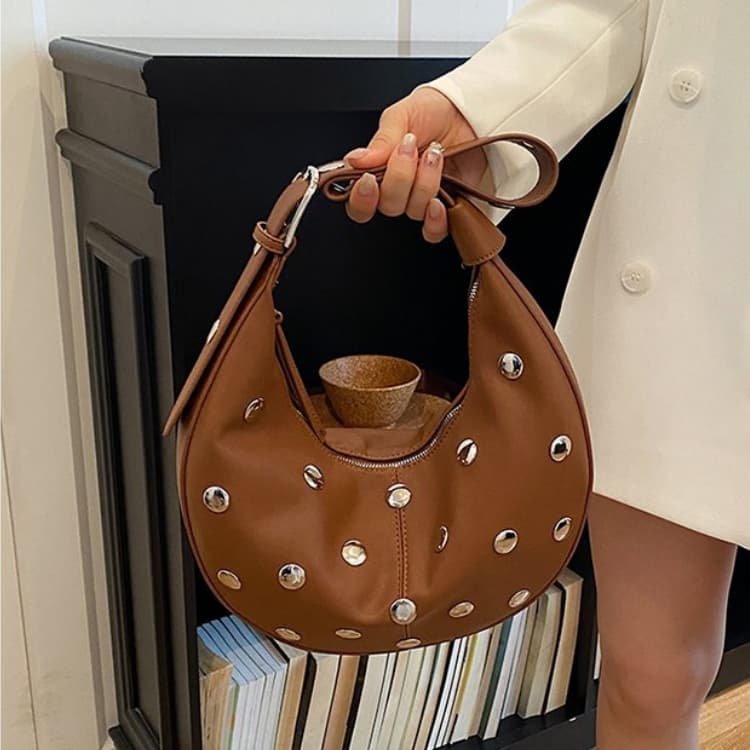 Rivet Crescent Armpit Bag Shoulder Women's Bag