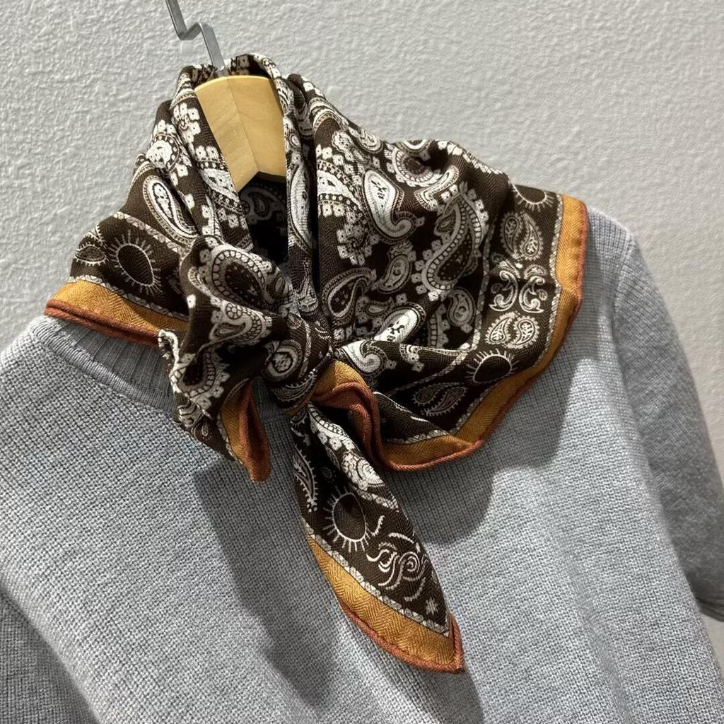 Double-Sided Silk Wool Scarf Women'S Autumn And Winter Silk Wool 70 Square Scarf Warm Dual-Purpose Women'S Versatile Temperament Air Conditioner Neck