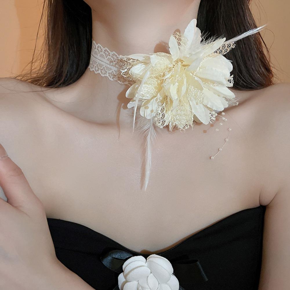 

Темпераментное 3D ожерелье с цветком розы, маленькое свежее тканевое модное колье с ключичной цепочкой