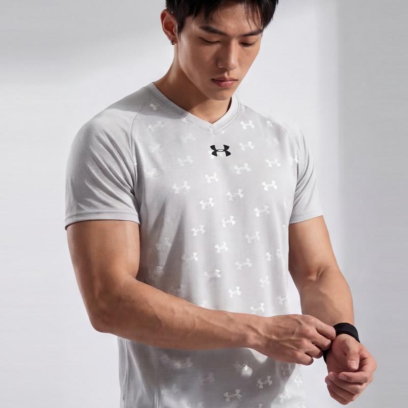 Under Armour Loose Fit V-Neck Short Sleeve T-Shirt Unisex Tops Light-Gray 21500531-009