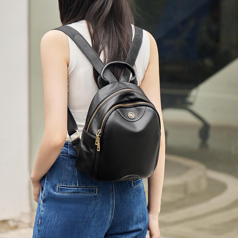 Niche Backpack for Women 2025 New Trendy Versatile High-End Korean Fashion Soft Leather Embossed Women's Bag