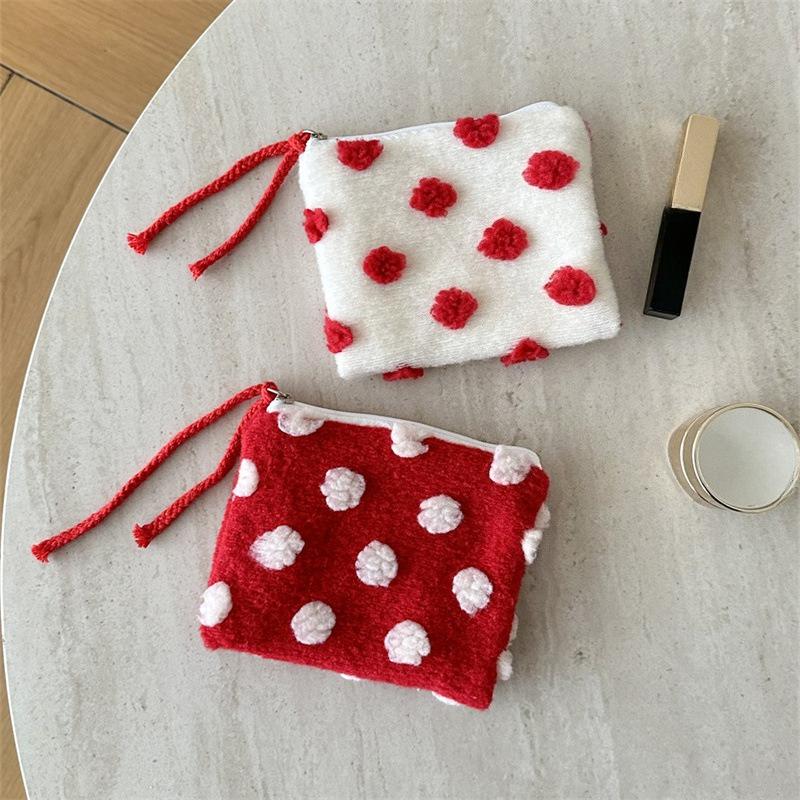 Cute Plush Women's Cosmetic Bags Portable Ladies Clutch Purse Lipstick Makeup Case Cute Female Small Storage Bag
