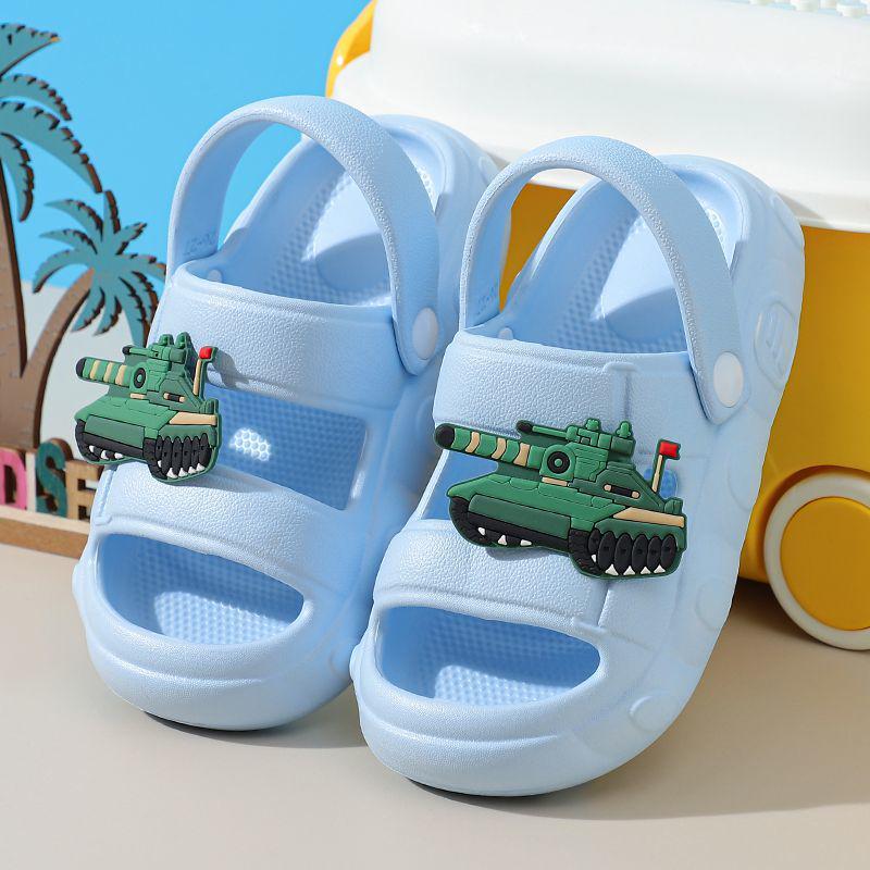 Kids' Military Style EVA Slippers: Boys' Summer Anti-slip, Anti-collision Indoor Sandals for Bathroom and Shower.