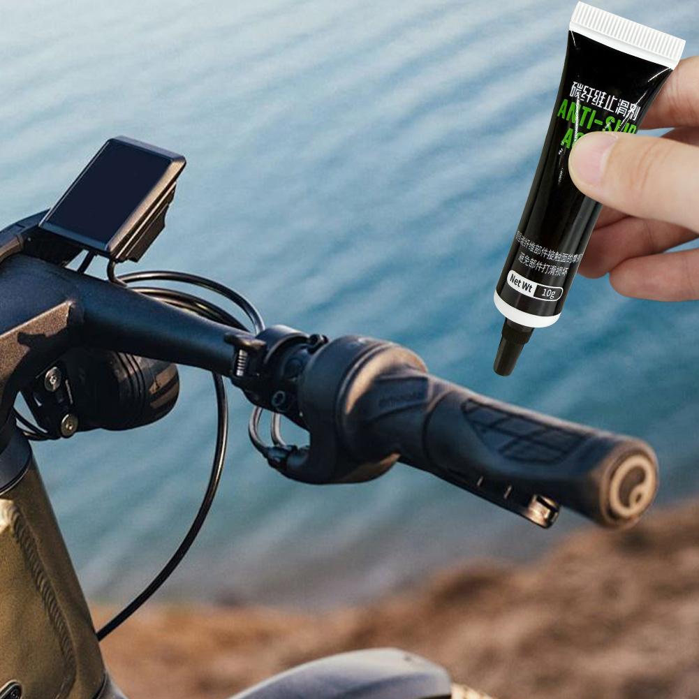 10g Bike Grease Non-Corrosive Carbon Fiber Surfaces Protection Accessory Easy To Clean for MTB Bikes Handbars Seatpost Stems