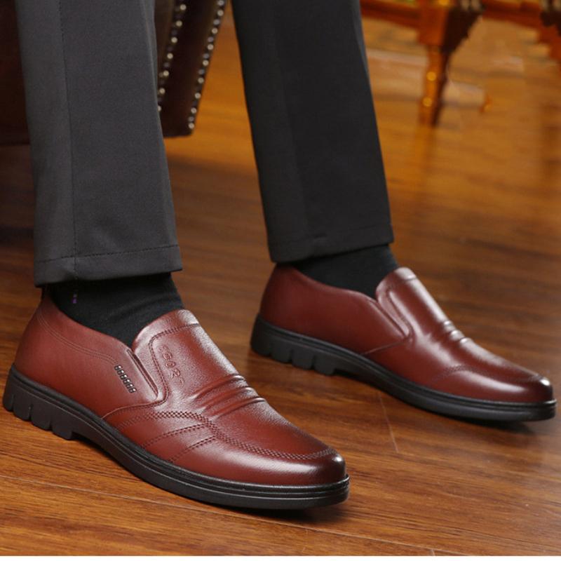 Pantofi din piele pentru bărbați Mocasini Pantofi casual Pantofi anti-alunecare Pantofi de îmbrăcăminte pentru bărbați Pantofi ușoare respirabili Încălțăminte confortabilă de vară