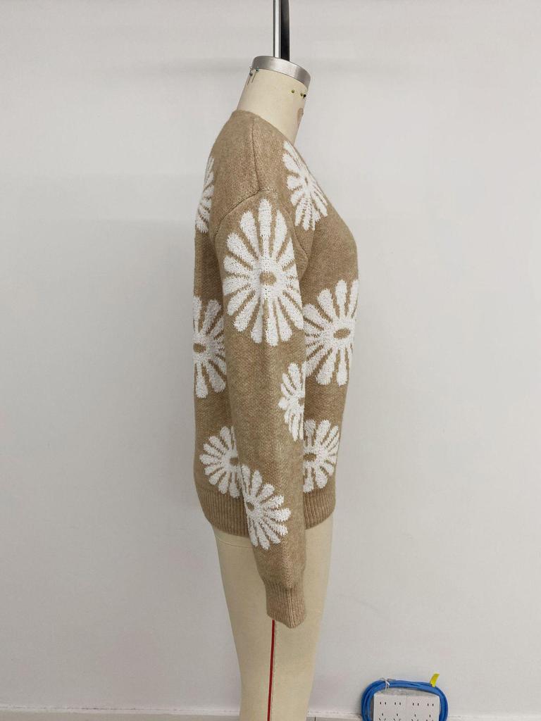 Women's Floral Knit Sweater: Long Sleeve, Loose Fit, Slimming Design for Autumn/Winter 2026