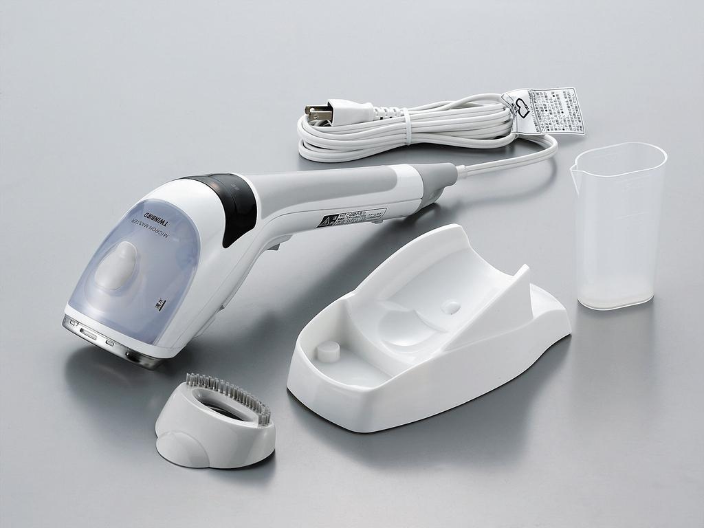 Twin Bird Clothes Steamer Handy Iron Steamer Ionic Deodorizing Disinfecting Brush Continuous Steam White & SA-4085W