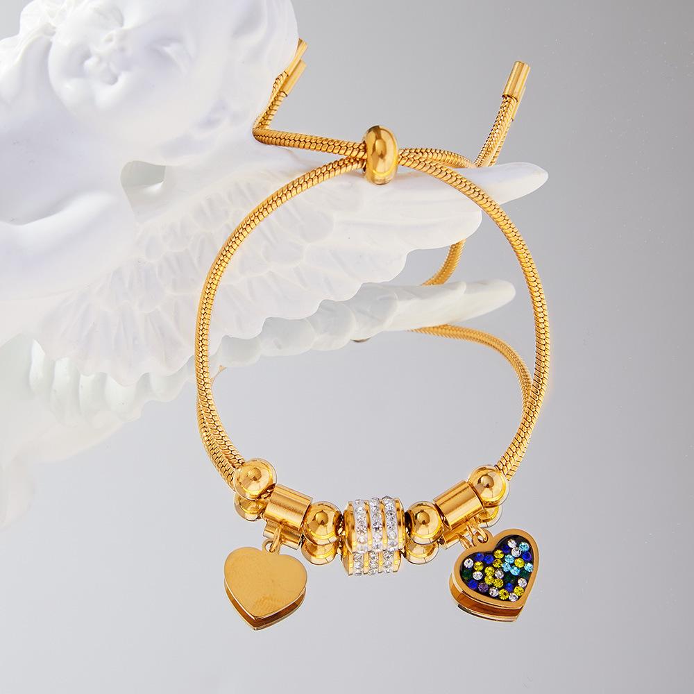 

Geometric Inlaid Diamond Heart Bracelet, Retro Adjustable 18K Gold-Plated Stainless Steel.