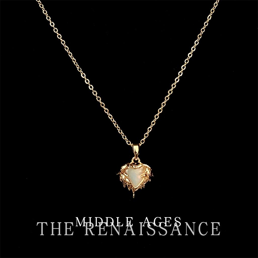 

Light liquid love shell collarbone chain niche design personalized neck chain accessories