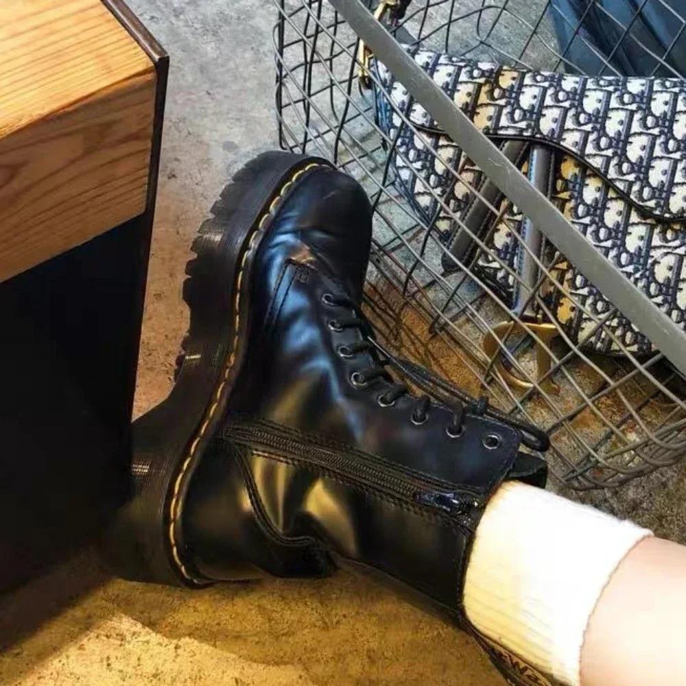 Nye Dame Motorsykkelstøvler Casual Sko Dame Lær Minimalistisk Klassisk Punk Dame Goth Sko Plattformstøvler Dame Botas Mujer
