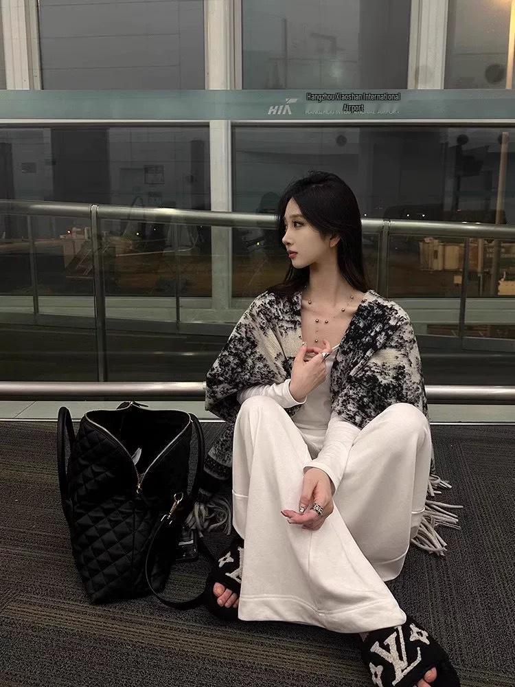 Maillard Women's High-End Versatile Double-Sided Shawl Scarf - Casual Fashion & Office Blanket