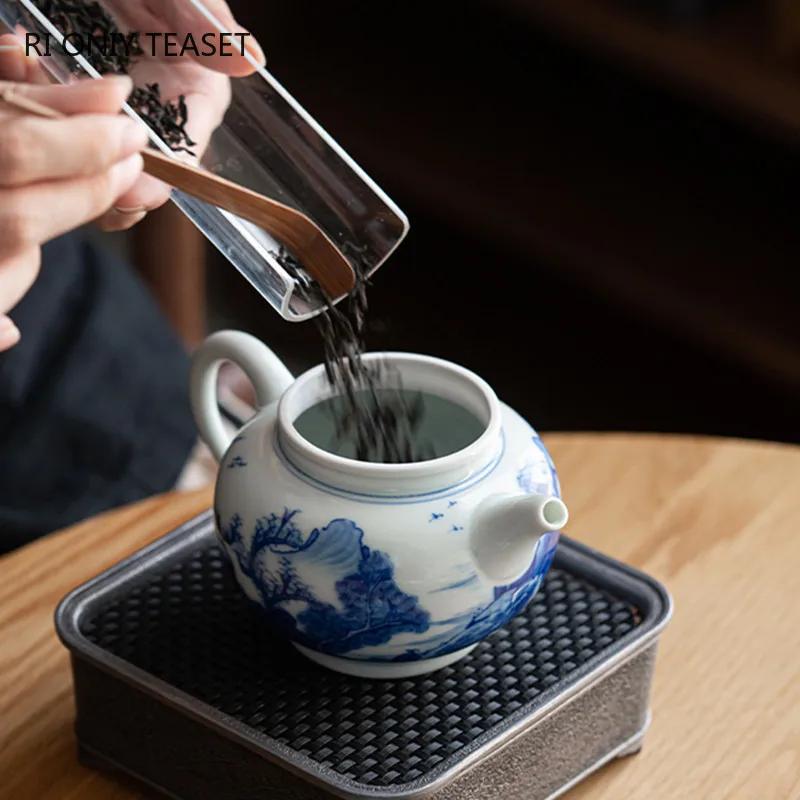 330ml Retro Blue and White Porcelain Teapots Exquisite Handmade Ceramic Kettle Travel Portable Tea Pot Chinese Tea Set Drinkware