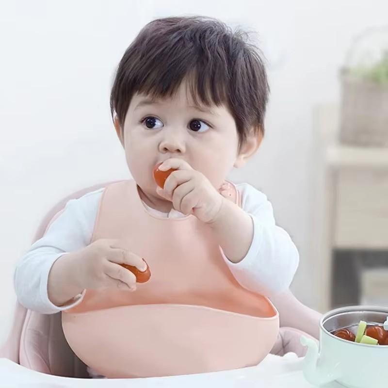 Waterproof Baby Bibs Baby Stuff Cute Cartoon Animal Printed Kids Bib Girl Boy Adjustable Soft Silicone Bib Baby Feeding Stuff