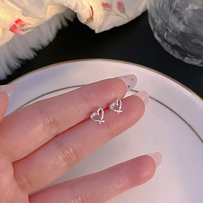 S925 Silver Stud Earrings Women's Ear Hole Earrings Niche Design Earbone Studs High-end Earrings