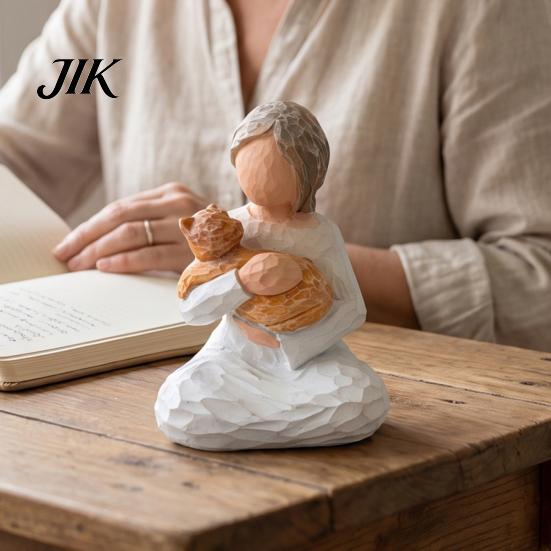 Quiet Atmosphere Ornament Cat Girl Resin Ornament, Artistic Tabletop Sculpture, Minimalist Small Figurine for Bedroom Healing Figure Home Entryway