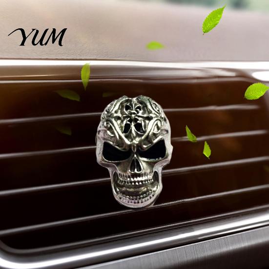 Halloween Car Interior Decoration Skull Air Vent Clip, Retro Alloy Dashboard Decorative Accessories Trim Funny Head Auto Personalized Gift for Lovers